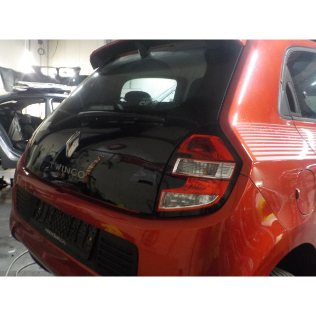 Zbiornik płynu do spryskiwacza szyby przedniej Renault Twingo III (AH) (2014 - teraz) Hatchback 5-drs 1.0 SCe 70 12V (H4D-400(H4D-A4))