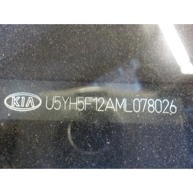 Amortyzator tylny lewy Kia Xceed (2020 - teraz) SUV 1.0i T-GDi MHEV 12V (G3LE)