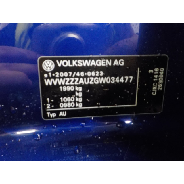 Belka zderzaka tylnego Volkswagen Golf VII (AUA) (2013 - 2020) Hatchback 2.0 R-line 4Motion 16V (CJXC)