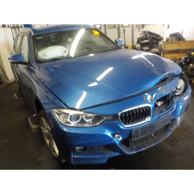 Zwolnienie tylnej klapy BMW 3 serie Touring (F31) (2012 - 2016) Combi 320d 2.0 16V (N47-D20C)