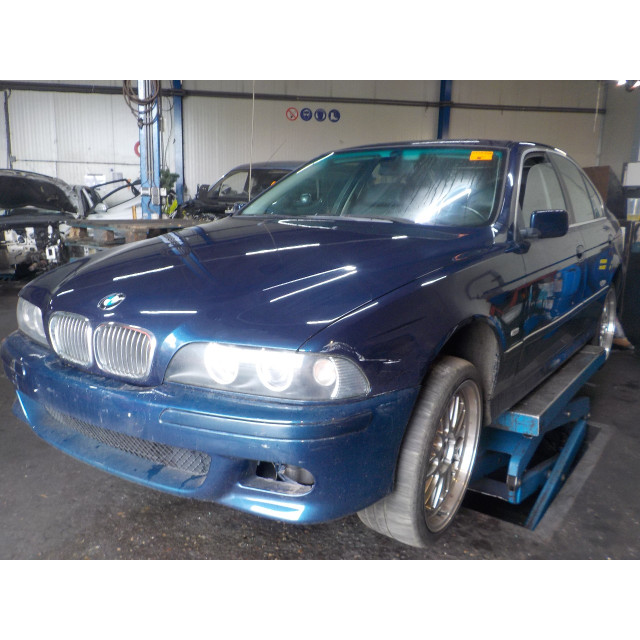 Silnik pompy wspomagania układu kierowniczego BMW 5 serie (E39) (1996 - 1998) Sedan 535i 32V (M62-B35(358S2))