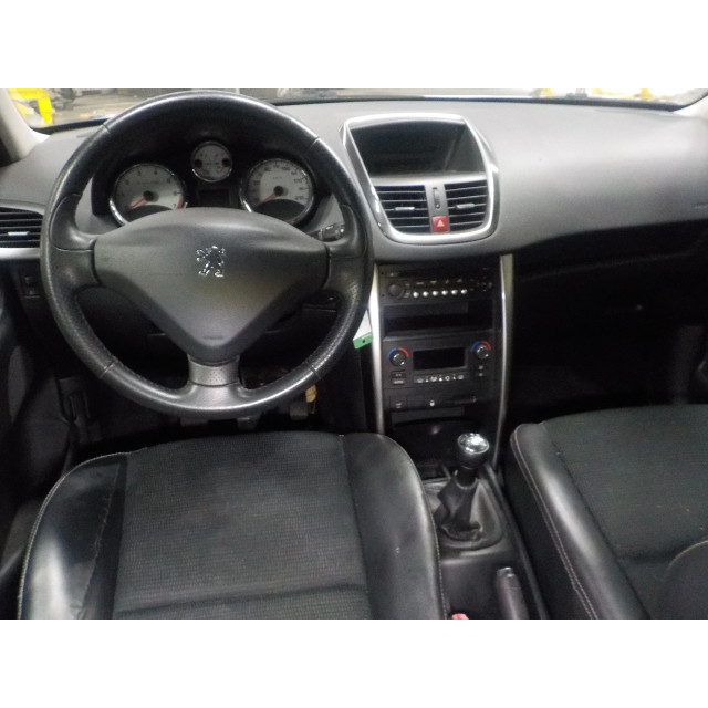 Drzwi przednie lewe Peugeot 207 SW (WE/WU) (2007 - 2013) Combi 1.4 16V Vti (EP3C(8FP))