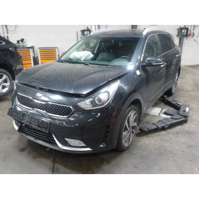 Zacisk hamulcowy tylny prawy Kia Niro I (DE) (2016 - 2022) SUV 1.6 GDI Hybrid (G4LE)