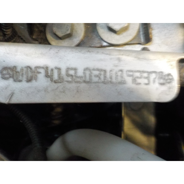 Płytka blokująca przedniej krawędzi Mercedes-Benz Citan (415.6) (2012 - teraz) Citan Van 1.5 108 CDI (OM607.951)