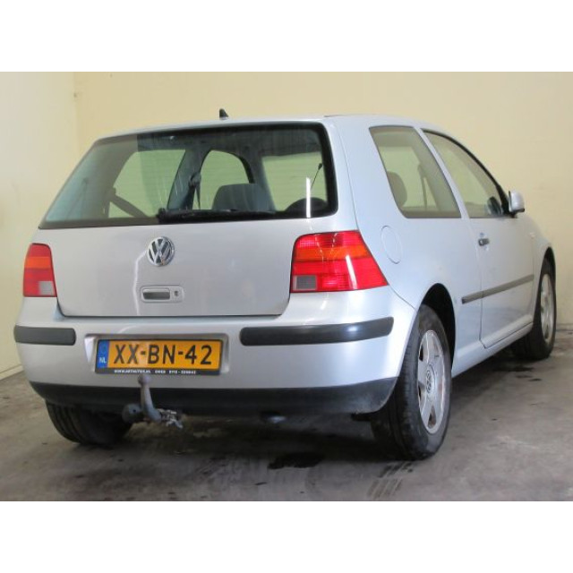 Korpus przepustnicy Volkswagen Golf IV (1J1) (1997 - 2005) Hatchback 1.8 20V (BAF)