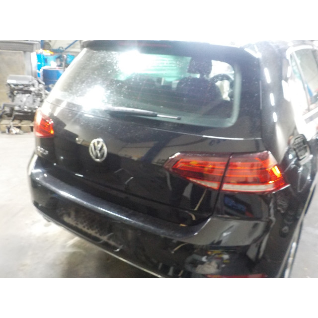 Pompa wysokiego ciśnienia Volkswagen Golf VII (AUA) (2015 - 2020) Hatchback 1.0 TSI 12V BlueMotion (DKRF)