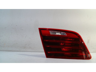 Światło tylne w klapie tylnej z lewej BMW 5 serie (F10) (2011 - 2016) Sedan 528i 16V (N20-B20A)