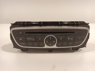 Radioodtwarzacz Renault Twingo II (CN) (2007 - 2014) Hatchback 3-drs 1.2 16V (D4F-770)
