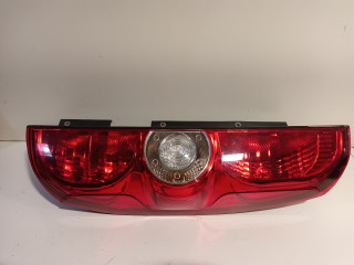 Światło tylne nadwozia z prawej Vauxhall / Opel Combo (2012 - 2018) Van 1.6 CDTI 16V (A16FDH(Euro 5))