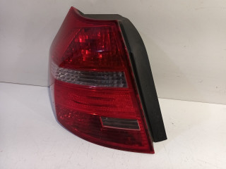 Lewe tylne światło na zewnątrz BMW 1 serie (E81) (2007 - 2011) Hatchback 3-drs 116i 1.6 16V (N43-B16A)