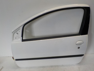 Drzwi przednie lewe Peugeot 107 (2005 - 2014) Hatchback 1.0 12V (384F(1KR))