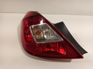 Lewe tylne światło na zewnątrz Vauxhall / Opel Corsa D (2006 - 2014) Hatchback 1.2 16V (Z12XEP(Euro 4))
