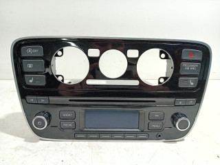 Radioodtwarzacz Volkswagen Up! (121) (2011 - 2020) Hatchback 1.0 12V 60 (CHYA)