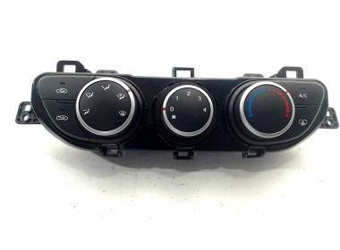 Panel sterowania temperaturą Hyundai i10 (B5) (2013 - 2020) Hatchback 1.0 12V (G3LA)